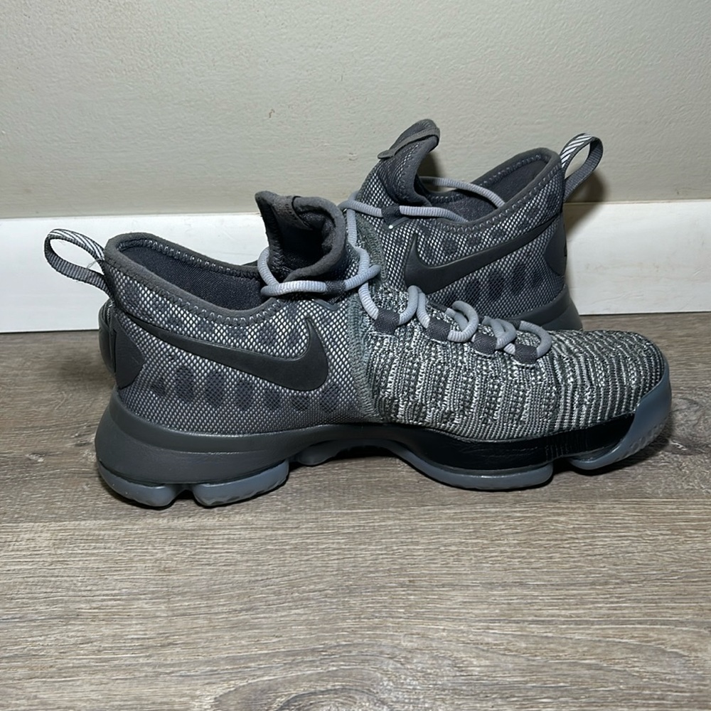 Nike ZOOM KD 9 - Picture 3 of 4